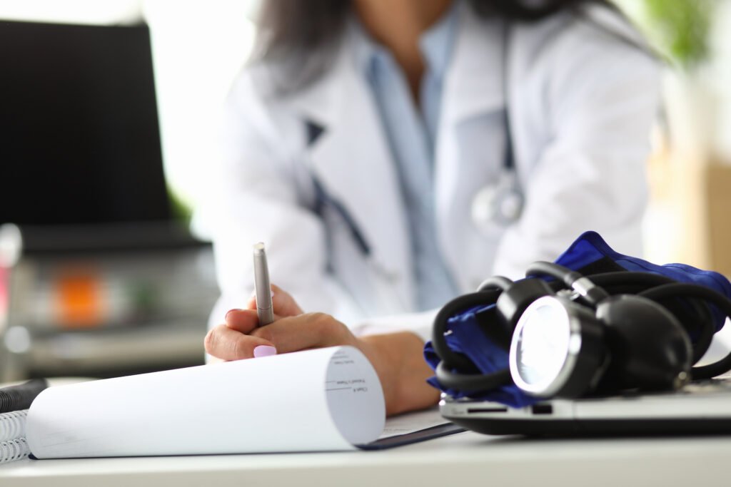 ¿Qué antecedentes llevar a una consulta de cirugía metabólica en Gallia?